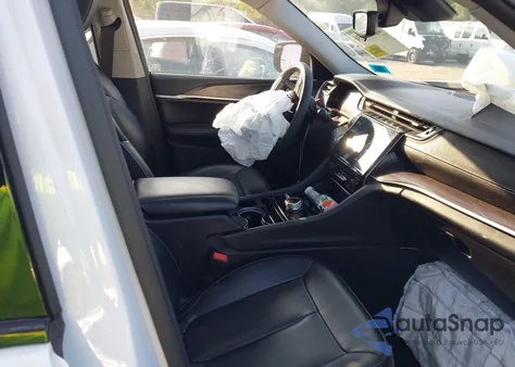 2023 Jeep Grand Cherokee Limited 4X4 from USA, damaged, VIN 1C4RJKBG7P8870026